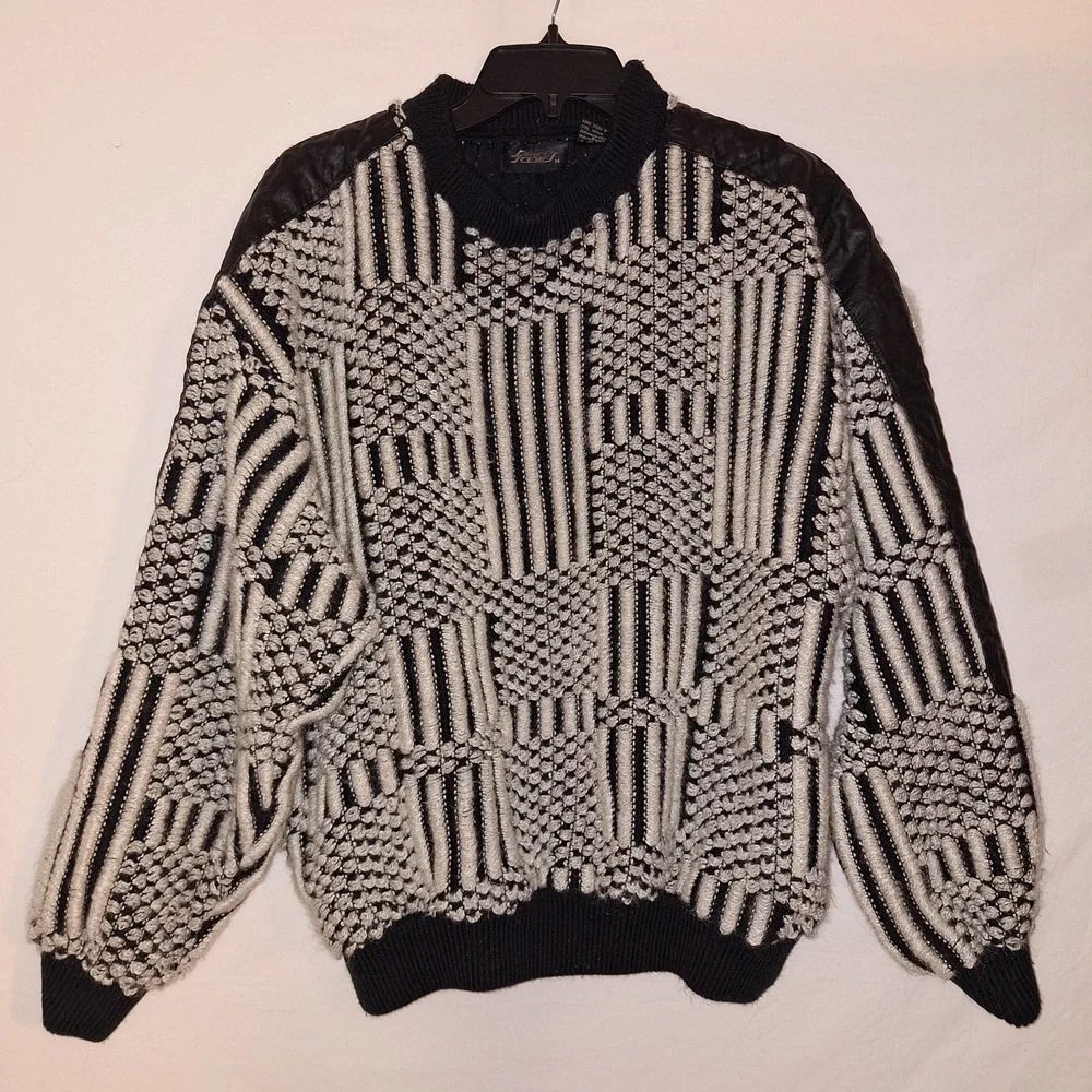 Vintage Street Scenes Sweater Mens M Black White Chunky Knit 90s Leather Patches